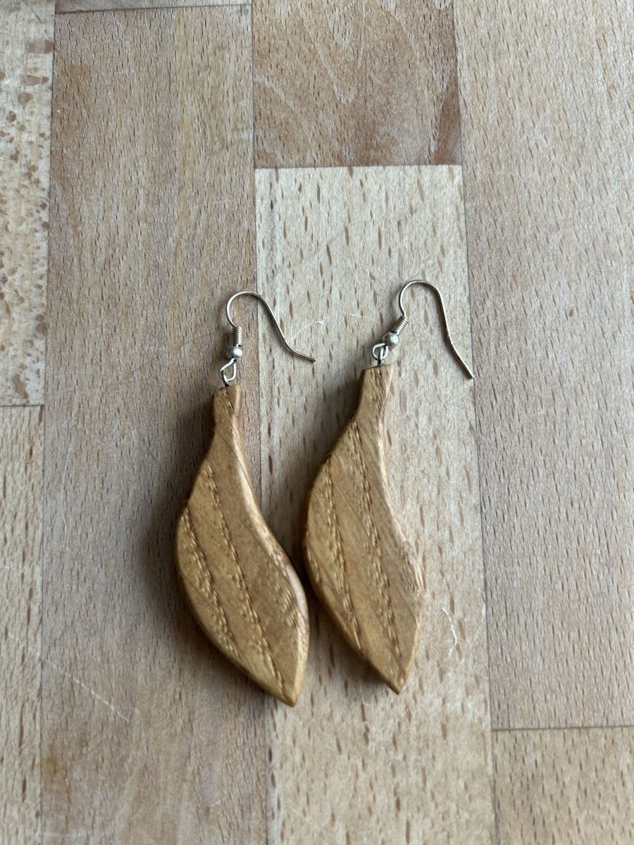 Boucles d'oreille: Ohrringe aus Eiche – Neuf (Voir description) à Brunnen par Bastelrausch 1