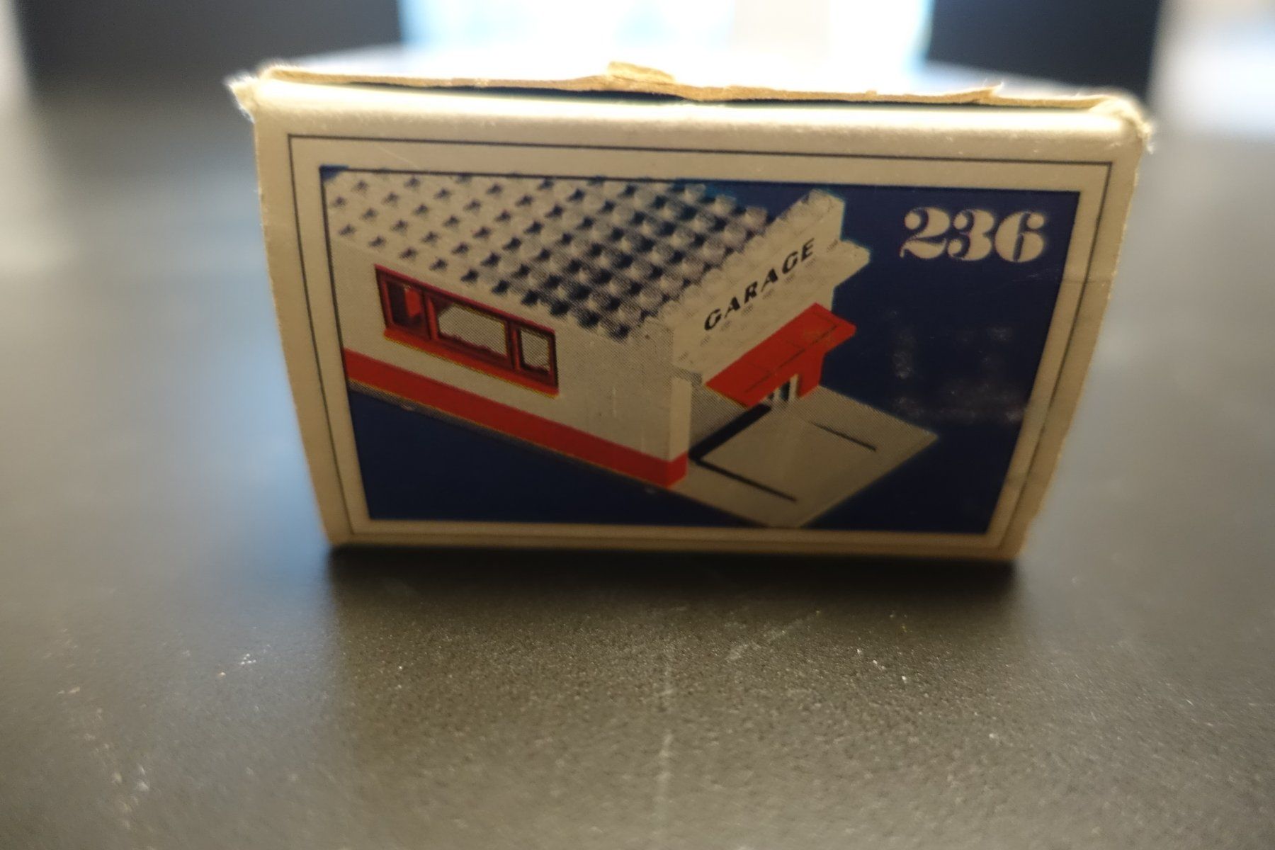 Lego Giocattoli: Lego System 236 (Garage) – Usato da Belp venduto da Mazarron58 1