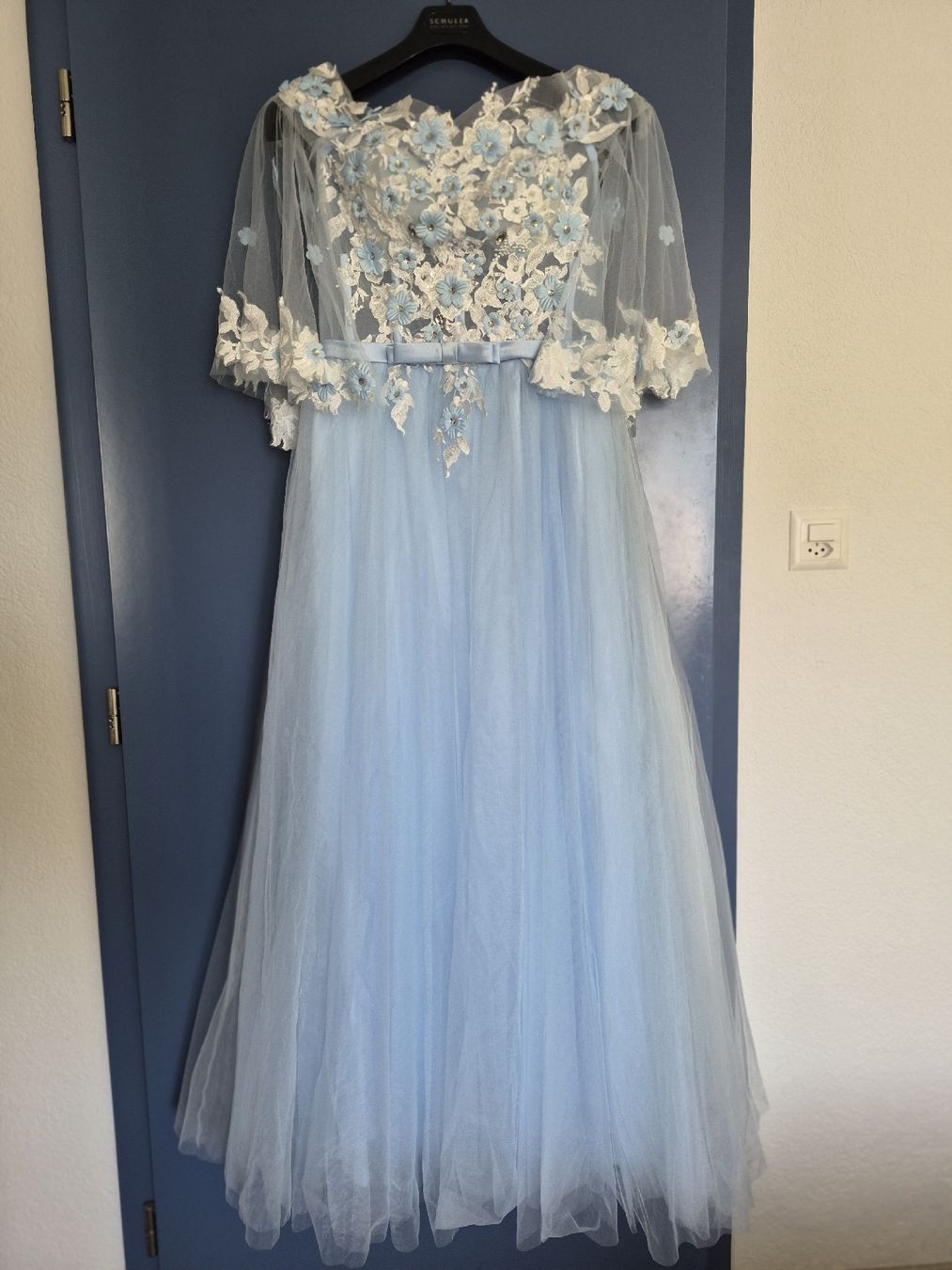 Vestiti: Robe de mariée bleu ciel – Usato da Glovelier venduto da palpate