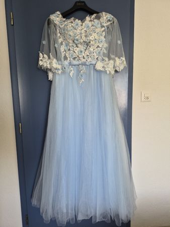 Robe de mariée bleu ciel