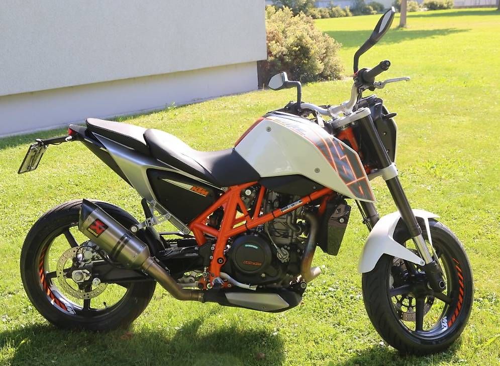 KTM Strada: KTM 690 duke ABS 50kW – Usato da Hofstetten BE venduto da Riccedit 3