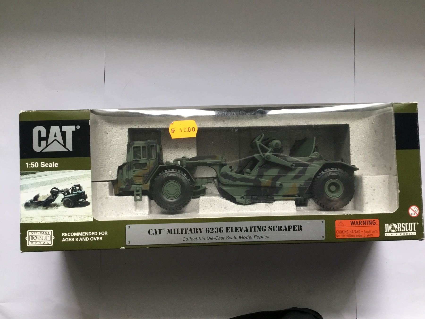 Modellini d'auto: CAT 623G Military Scraper – Usato da Dänikon ZH venduto da didi1103