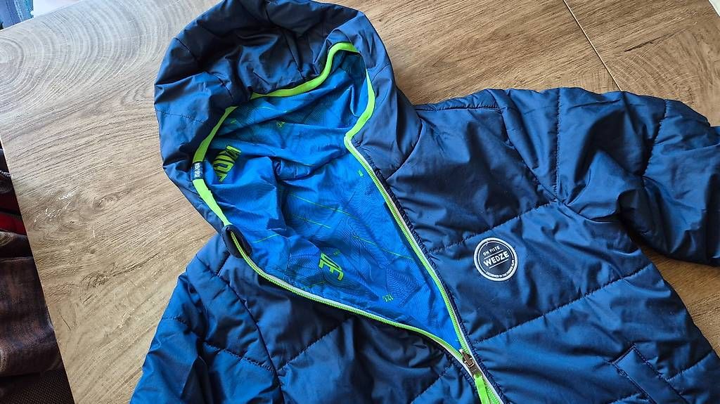 Decathlon Giacche & Cappotti: Winterjacke Gr. 142 – Usato da Adelboden venduto da afkcamper