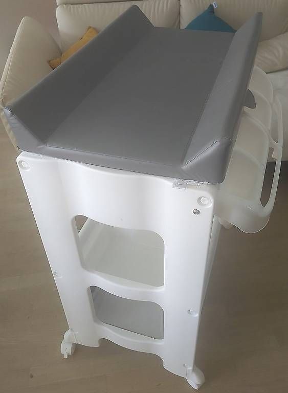 Tables à langer & accessoires: Table à langé avec baignoire intégré – D'occasion à Bellevue par Thib74 2