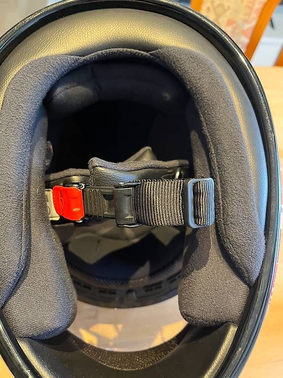 Caschi & visiere: Motorradhelm Airoh – Usato da Rickenbach ZH venduto da Wulf10 1