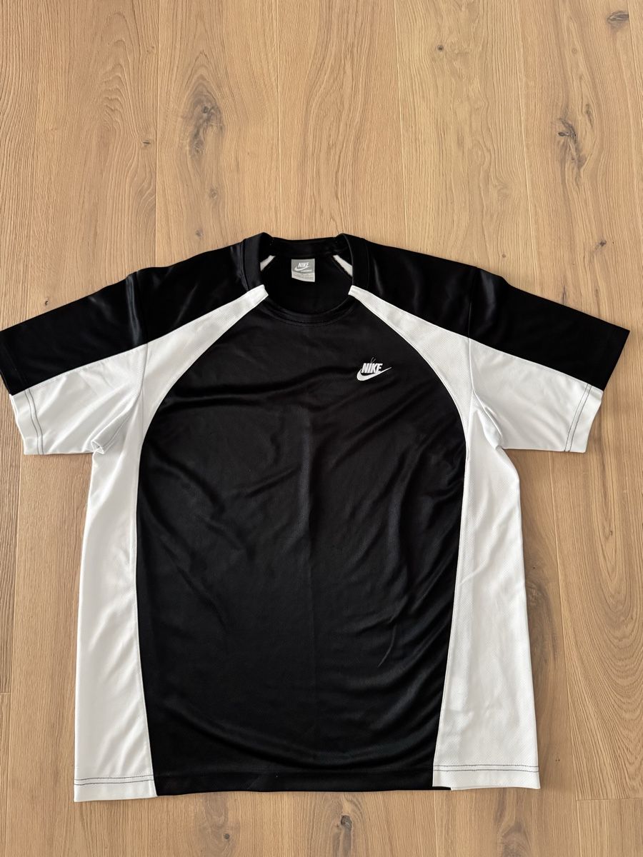 Nike T-shirt: Nike Tshirt Dri-fit – Usato da Küsnacht ZH venduto da ali_k9b5