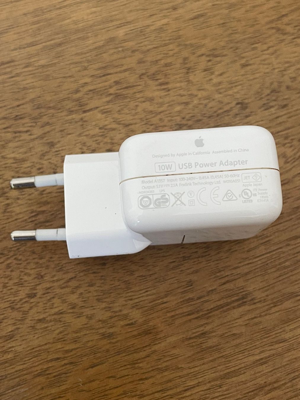 Apple Caricabatterie: Original Apple 10W Netzteil / Ladegerät / Power Adapter – Usato da Münchenbuchsee venduto da hamama18 4