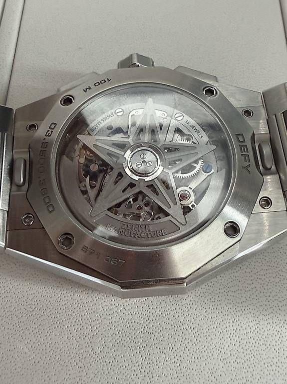 Zenith Uhren: Zenith Defy Skyline – Gebraucht aus Zürich von timeio-swapwatch 8