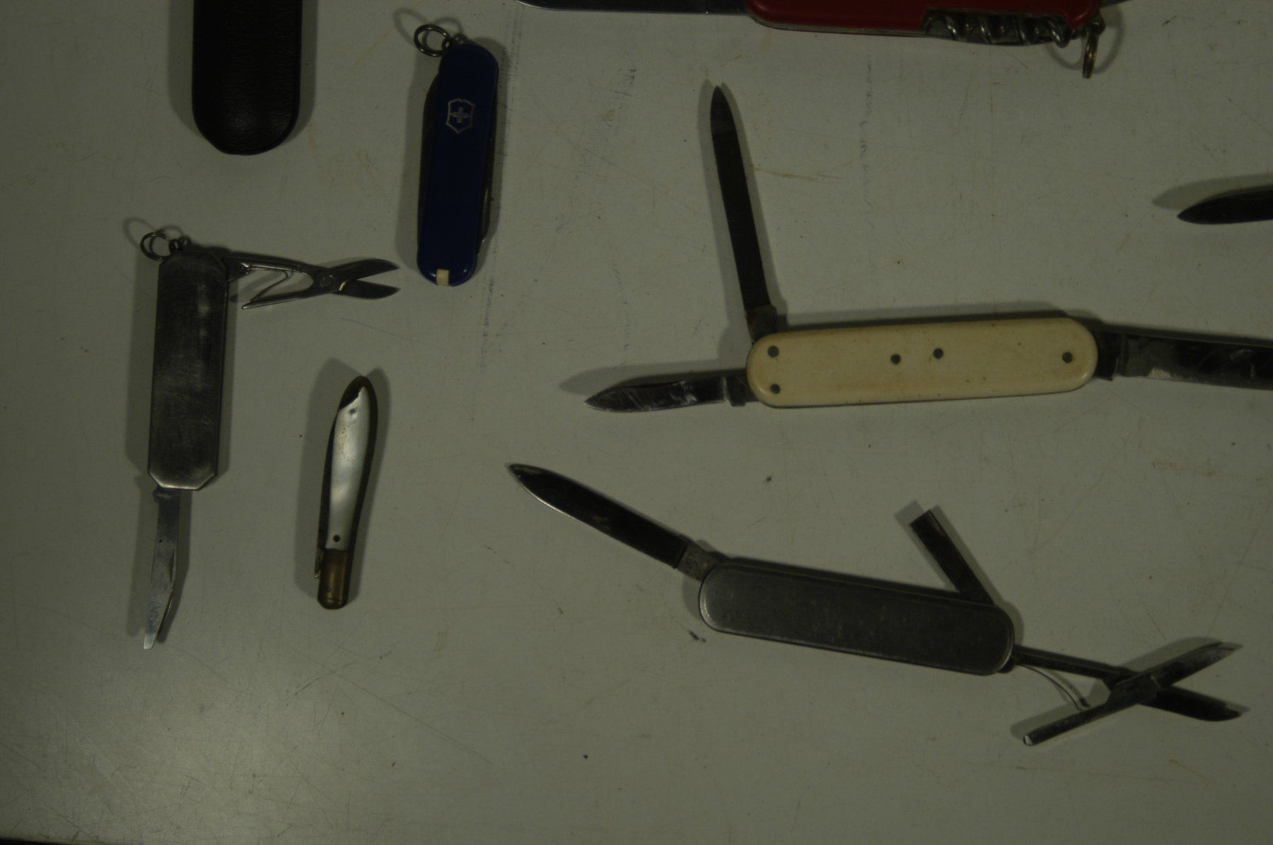 Taschenmesser: Taschenmesser Diverse – Gebraucht aus Herisau von Wisen 3