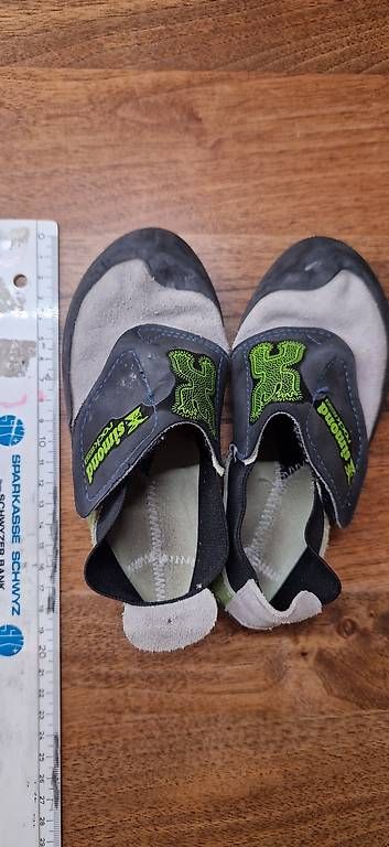 Chaussures garçon: Kinder Kletterschuhe – D'occasion à Kriens par kyle16694527 1