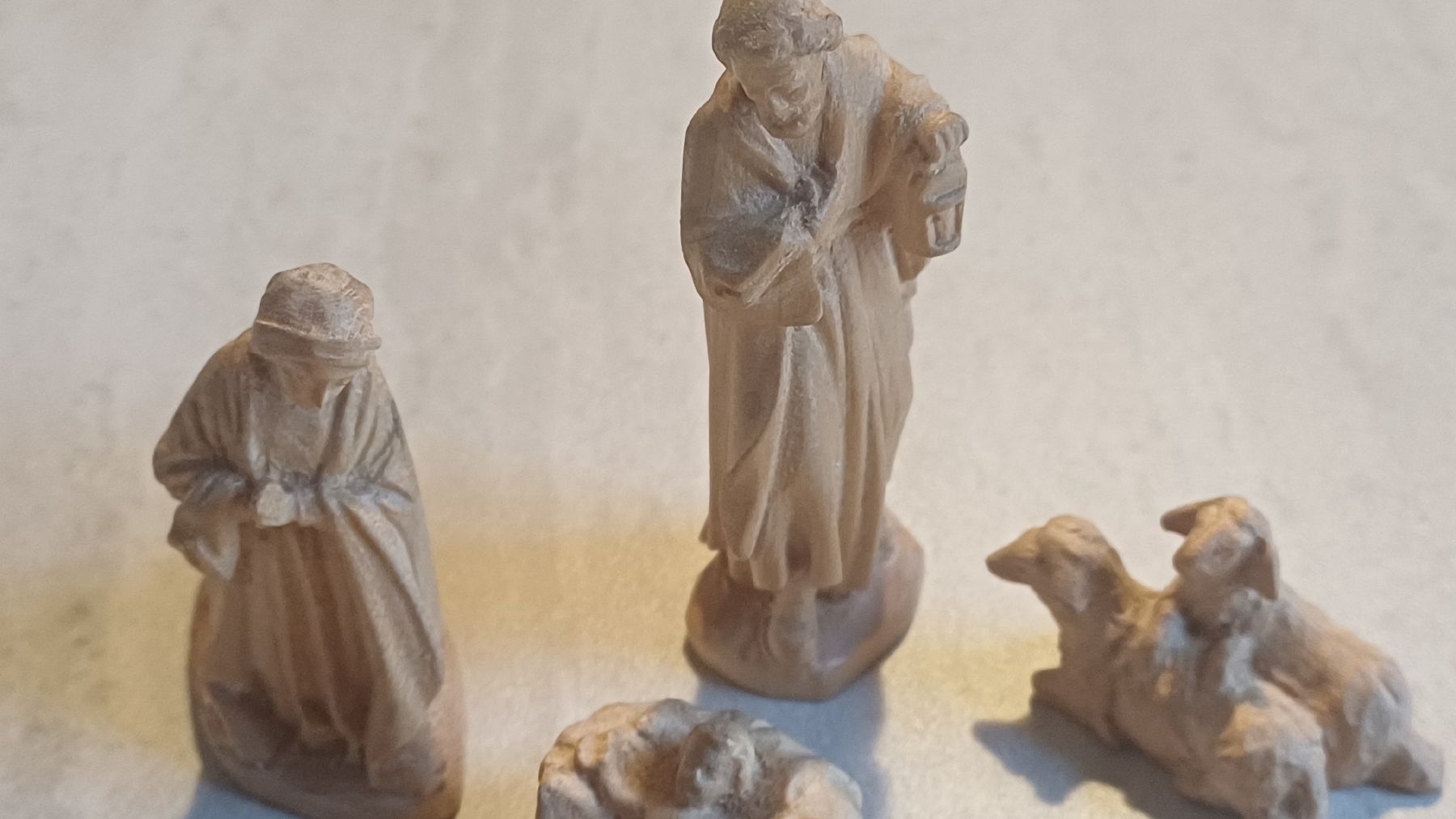 Statuette: Schöne Krippenfiguren aus Holz  – Usato da Flawil venduto da Pinkmalibu 8