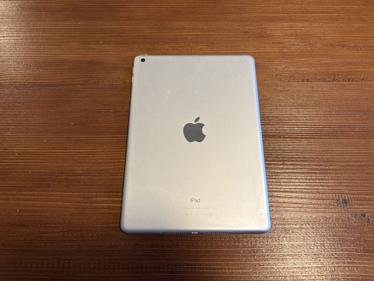 Apple Tablettes PC: I-Pad – D'occasion à Aarau par Heavyrevi 1