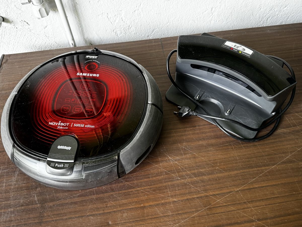Samsung Aspirapolveri & Accessori: Samsung staubsaugen Swiss Edition – Usato da Arisdorf venduto da comestibles