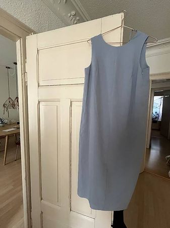 Kleid von COS