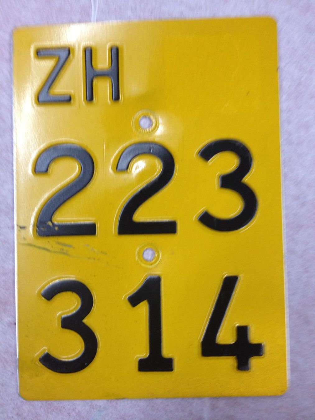 Insegne: Mofa Nummernschild  ZH – Usato da Rickenbach LU venduto da Hulibu