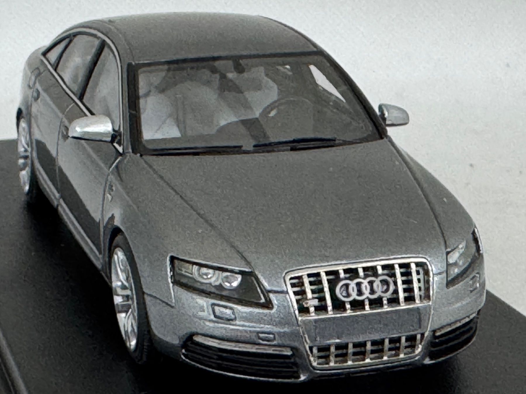 Audi Modellini d'auto: Audi S6 grau metallic Looksmart 1:43 – Nuovo (secondo la descrizione) da Luzern venduto da aa43modelcars-Luzern 3