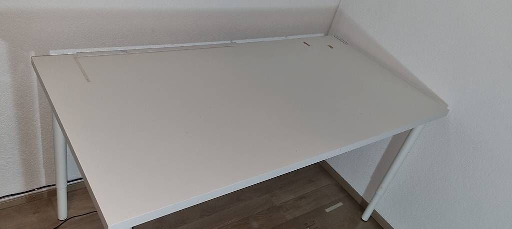 Tavoli: Table – Usato da Valangin venduto da Onzy 1