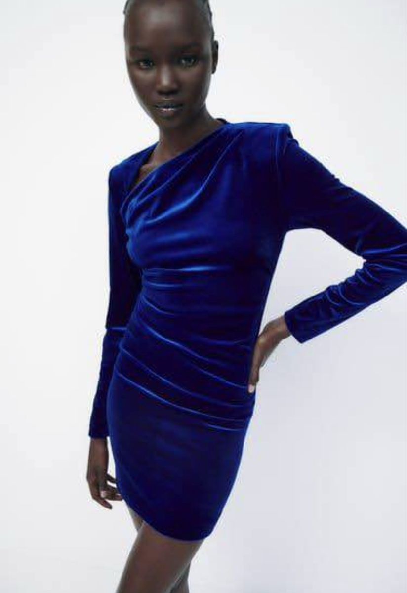 Zara Kleider: Zara mini velvet dress – Neu (gemäss Beschreibung) aus Lugaggia von noe_7ccw