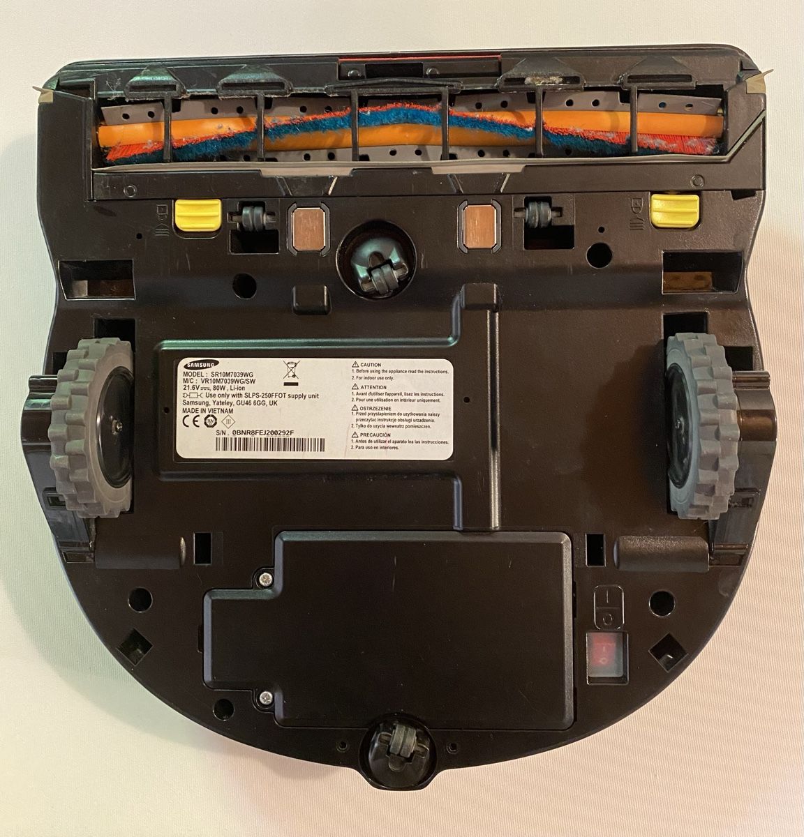 Samsung Aspirapolveri & Accessori: Samsung Cyclone Force Robot – Nuovo (secondo la descrizione) da Onex venduto da kan_s2lt 2