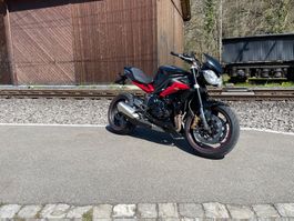 Triumph Street Triple 675r ABS (viel Zubehör)