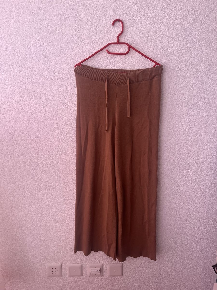 Pantalons: Stoffhose – D'occasion à Andwil SG par sas_m9tn