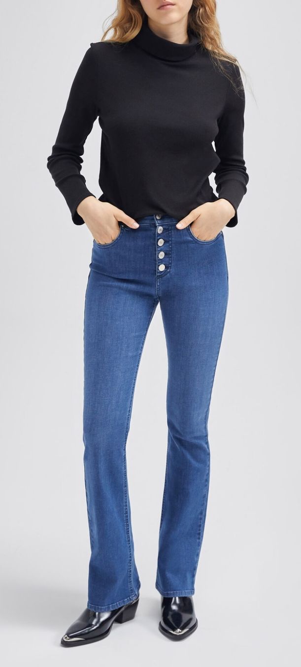 IKKS Jeans: Jeans Ikks flare – Usato da Neuchâtel venduto da Pompom_10