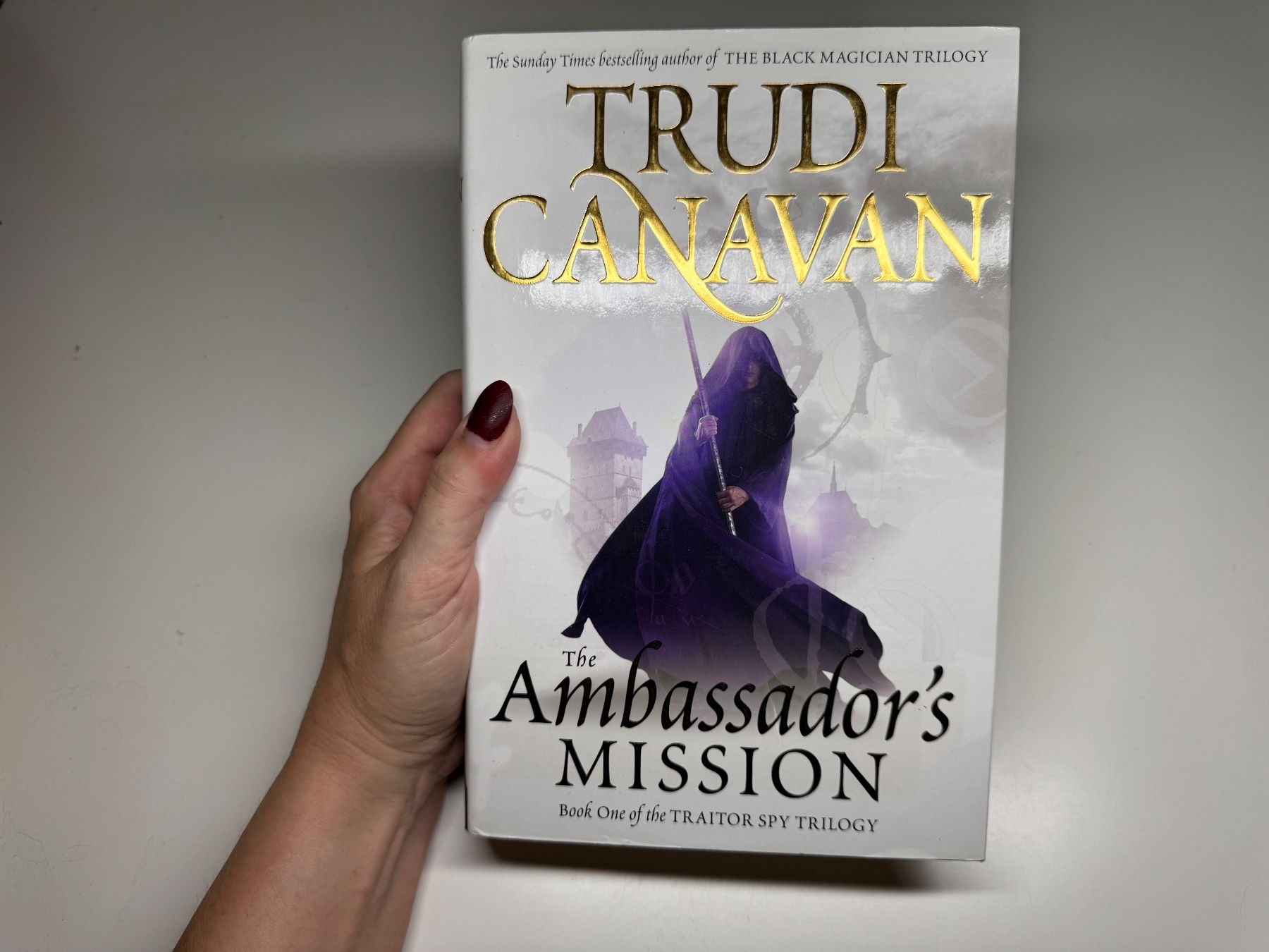 Bücher: NOVEL: Trudi Canavan, The ambrassador's mission – Gebraucht aus Grosswangen von English_books