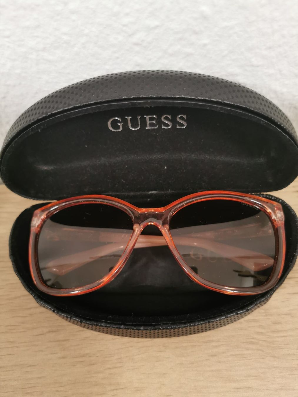 Guess Occhiali & Lenti: GUESS Sonnenbrille – Usato da Basel venduto da dada_gili