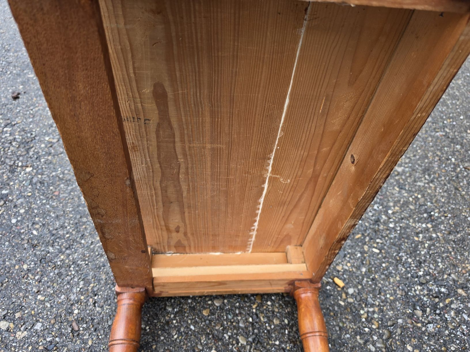 Tavoli: Antiker Tisch mit Musterplatte, Shabby Chic restorieren. – Usato da Mettlen venduto da elios0888 7