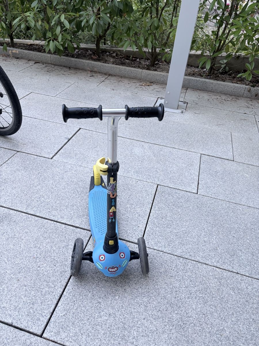Fahrzeuge für Kinder: Kinderroller blau – Gebraucht aus Bern von lpetho 2