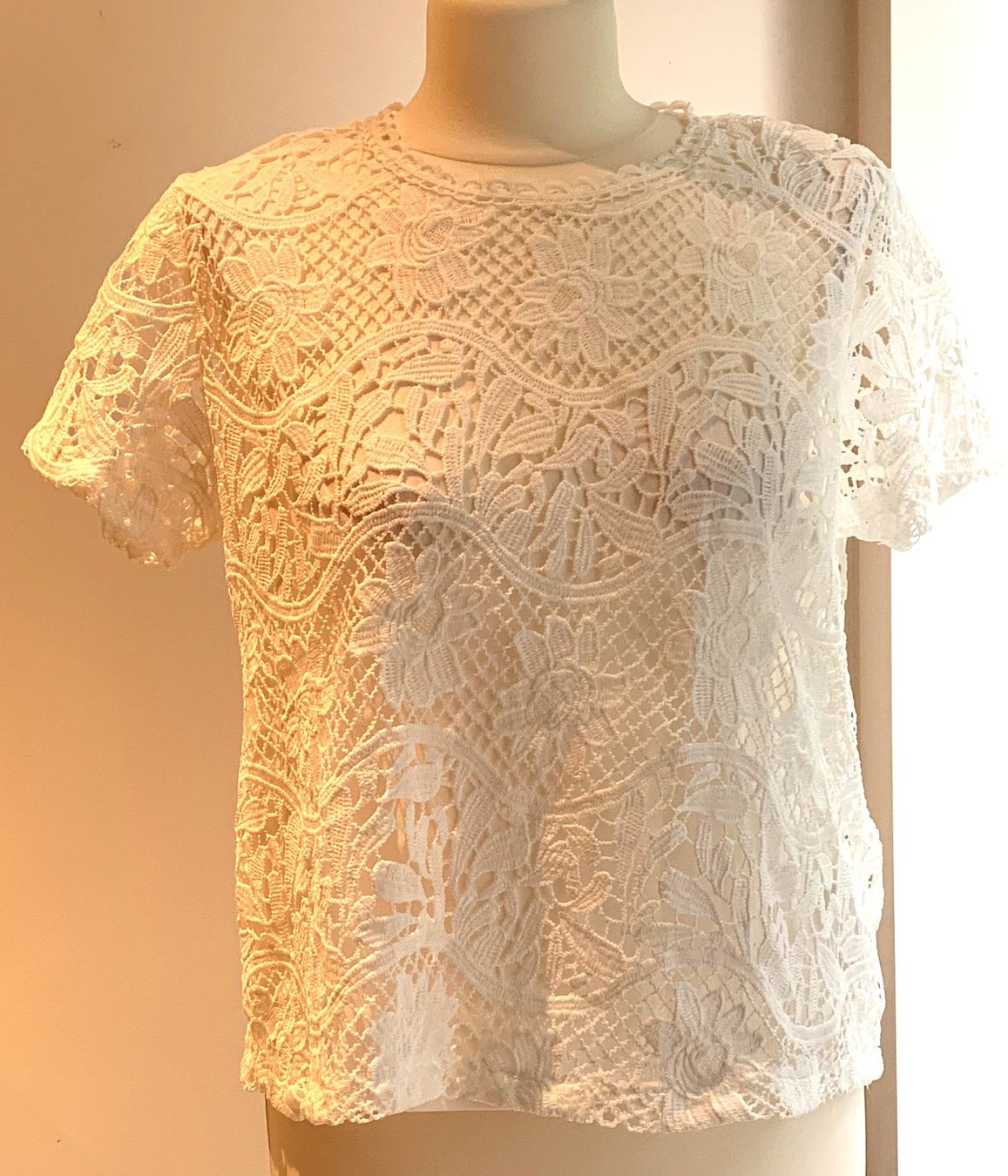 Zara Tops: ZARA-SPITZENBLUSE MIT TRÄGERTOP WEISS  **NEU** – Neu (gemäss Beschreibung) aus Starrkirch-Wil von Evelyne222 9