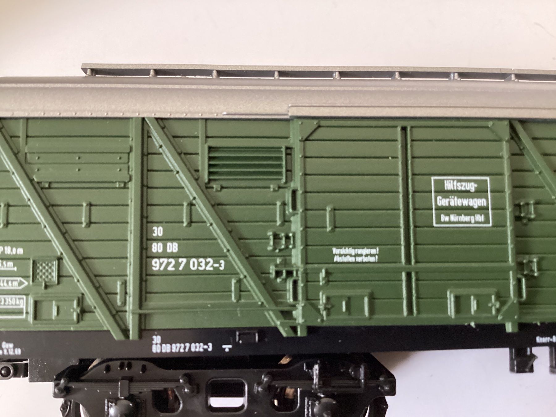 Roco Modellini di ferrovie: Roco Güterwagen DB 1:87 H0 – Usato da Effretikon venduto da simtek_de 5