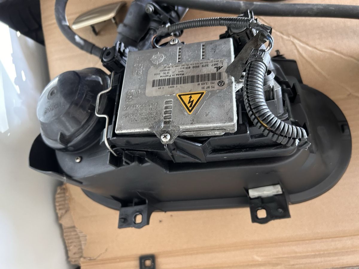 VW Fari: Phares VW Golf 4 – Usato da Fribourg venduto da rs19 7