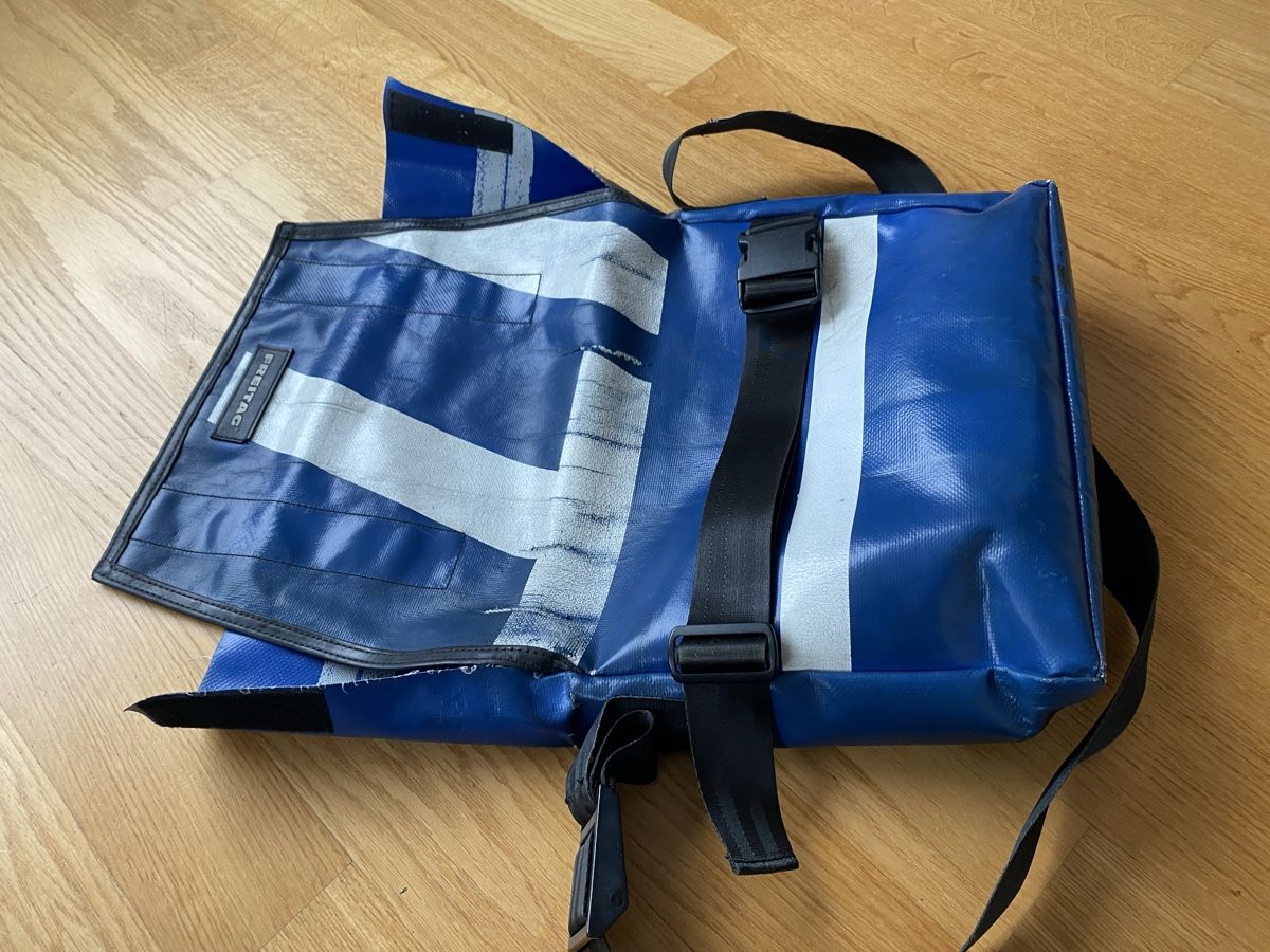 Freitag Sacs: Freitag-Tasche blau-weiss – D'occasion à Winterthur par Frida70 2