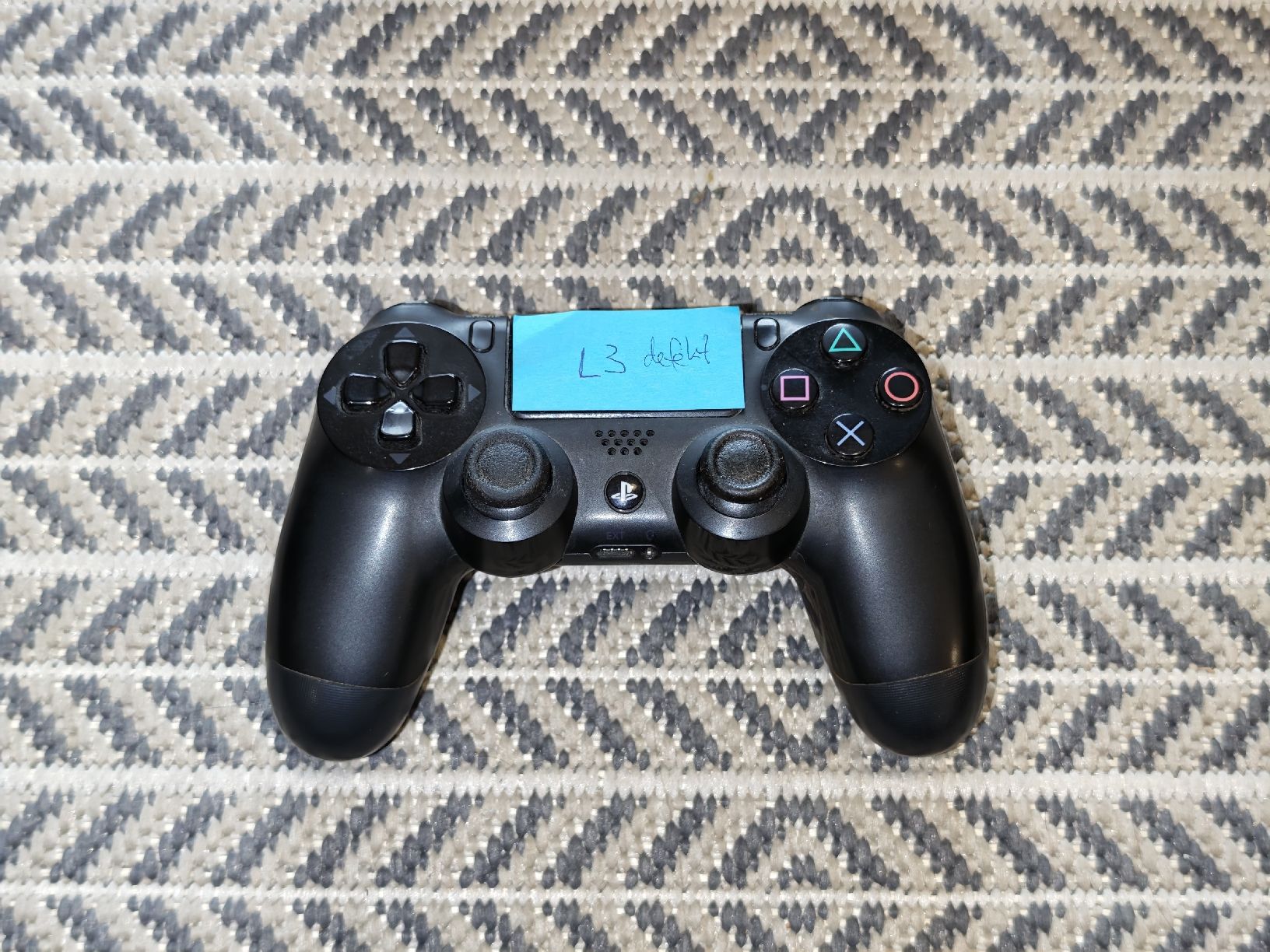 Sony Controller: PS4 Controller (L3 Stick defekt) – Defekt aus Zürich von ElPolloLoco08