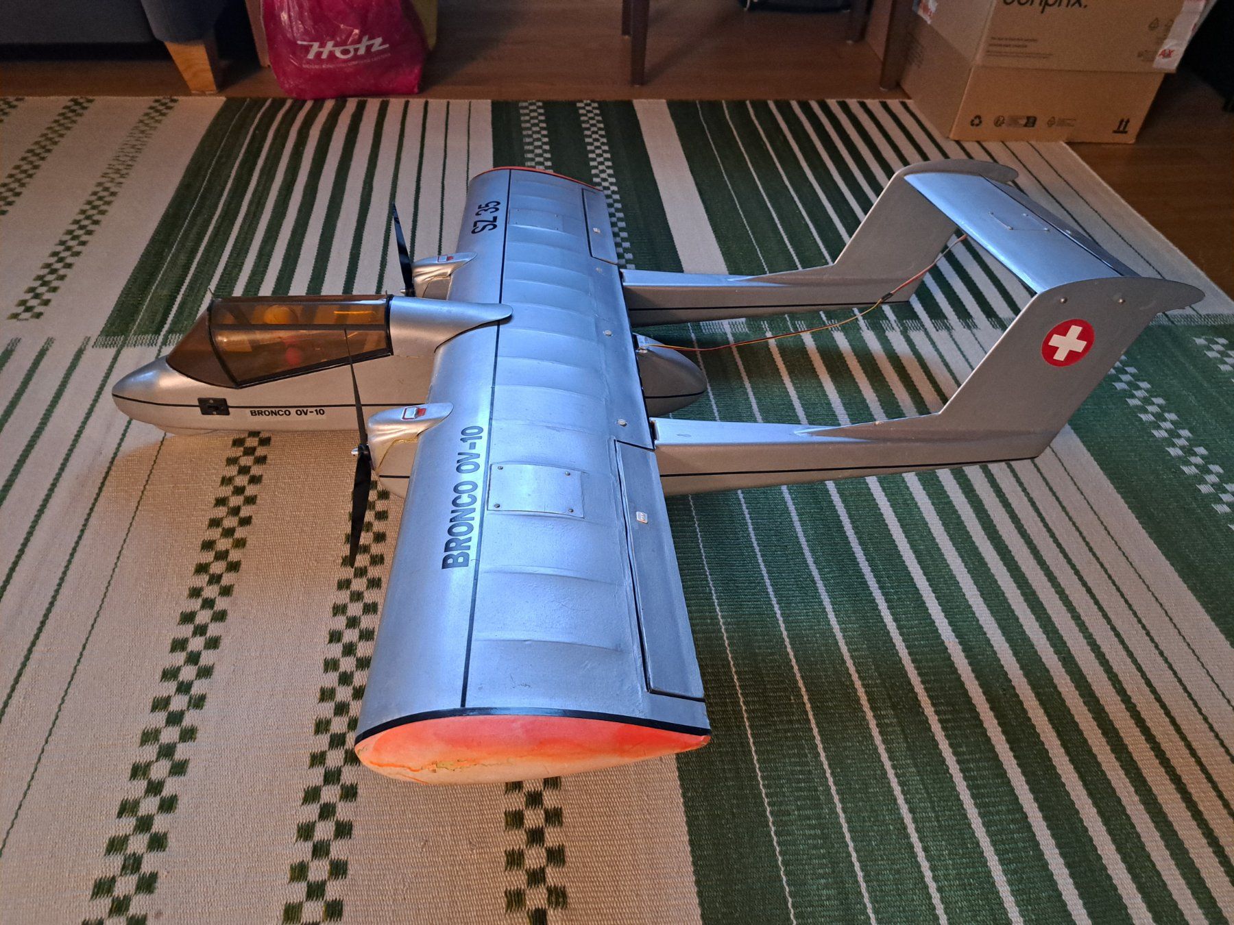 RC Kits de montage: RC Flugzeug BRONCO 0V-10 – D'occasion à Duebendorf par Mauxus 1