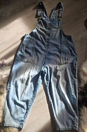 Coole Jeans * Latzhose Neuwertig *