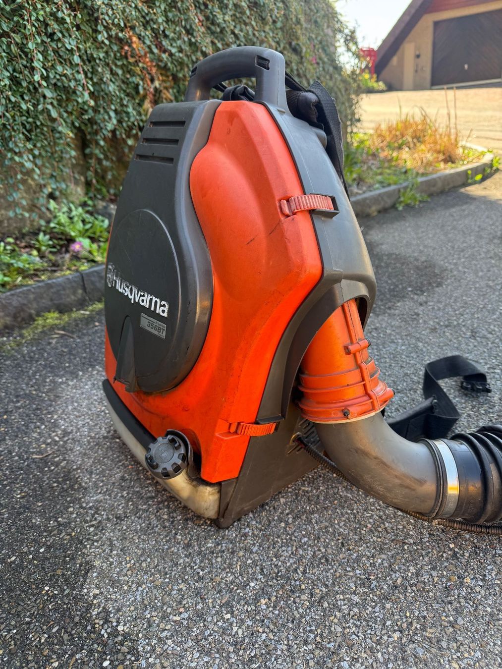 Husqvarna Laubbläser & Laubsauger: Husqvarna Laubbläser 556 BT – Gebraucht aus Uetliburg SG von CostaTools 4
