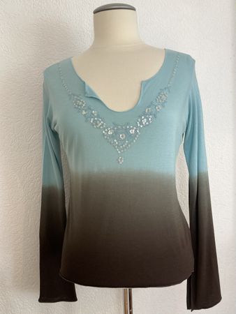 *reizendes AVANT PREMIERE- Shirt dezente transp. Pailletten*