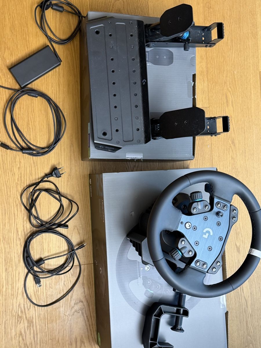 Logitech Konsolen: Logitech RS50 SYSTEM + Logitech RS Pedals – Gebraucht aus Altnau von dierju