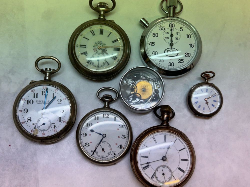 Lot De 11 Coqs De Montre à Gousset Vintage - 18ème Siècle - Mécanique Manuel - Occasion