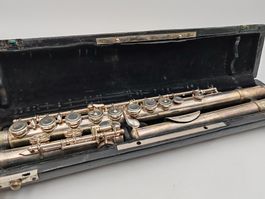 Antik Musikinstrument COUESNON Nr. 53376 Armeé Paris Flöte