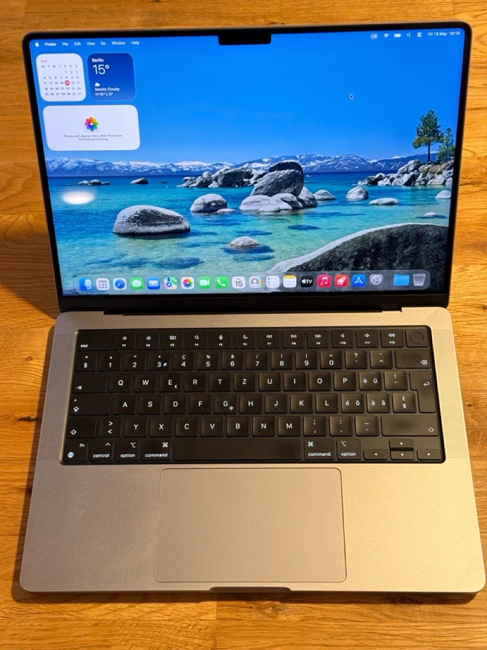 Apple Notebook: Apple MacBook Pro M2 Pro - 2023 – Usato da Bern venduto da ZigaD