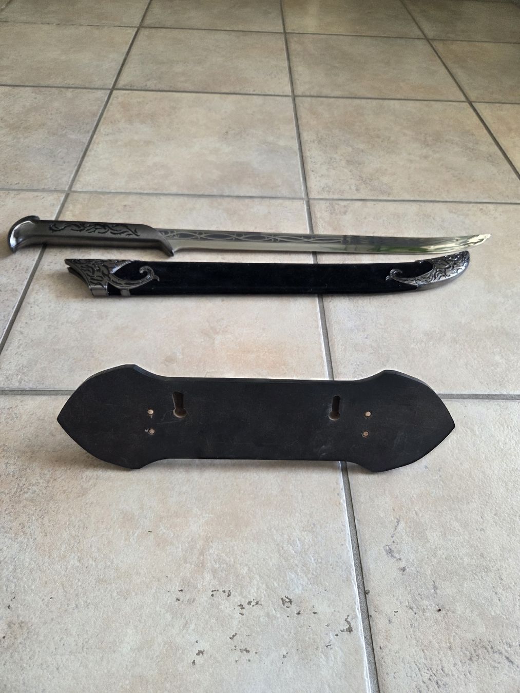 Sonstiges zum Sammeln & Seltenes: The Hobbit replica sword – Gebraucht aus Bonstetten von Emily 2