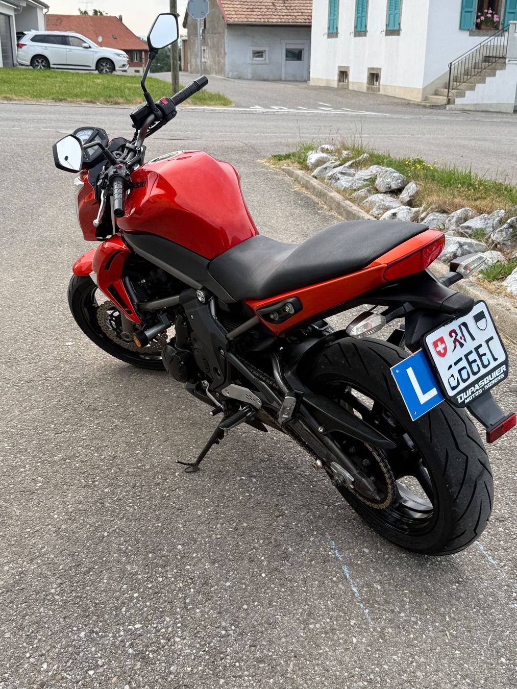 Kawasaki Strada: Kawasaki ER6-N bridé – Usato da Bossonnens venduto da luc_vg5w 2