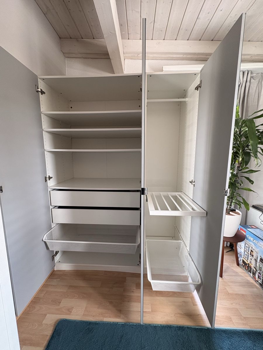 Ikea Schränke: Kleiderschrank IKEA Pax – Gebraucht aus Winterthur von Wintimusic