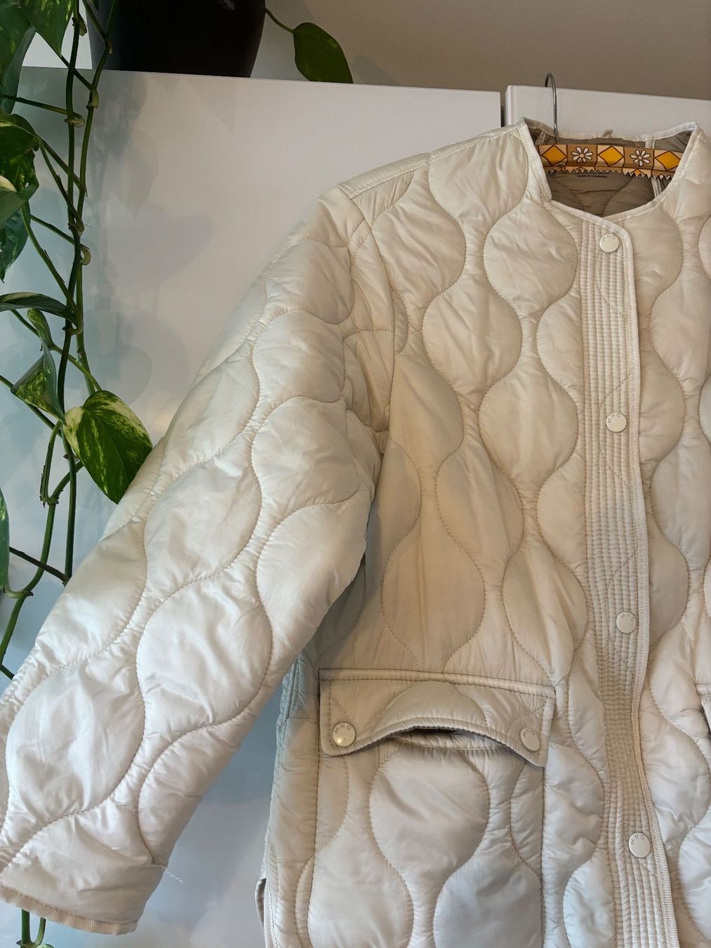 Mango Jacken: MANGO gefütterte Steppjacke Gr. XS – Gebraucht aus Zürich von missmodernage 1