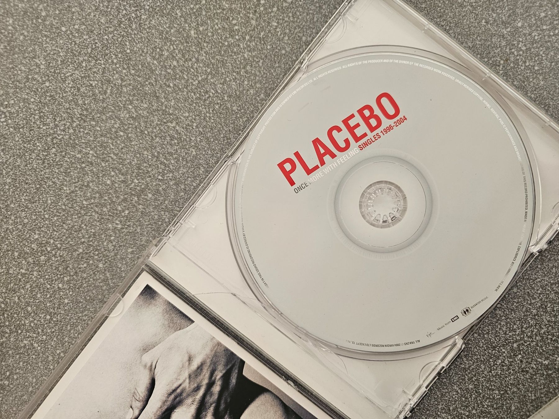 CD: CD Placebo "Once more with feeling - Singles 1996-2004" – Usato da Adligenswil venduto da xtfnut 1