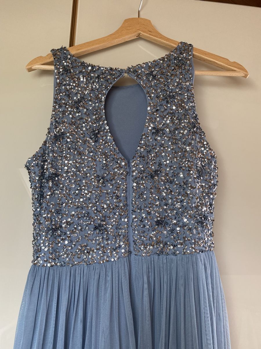 Vestiti: Ballkleid – Usato da Lenggenwil venduto da ale_r8nj 3