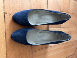 Blaue Wildleder Danenschuhe Grösse 37
